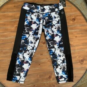 NEW! Central Park workout leggings. XL